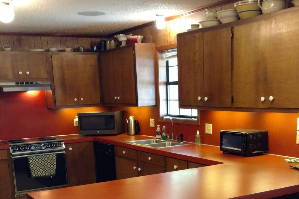 Photo of Kitchen in Homer