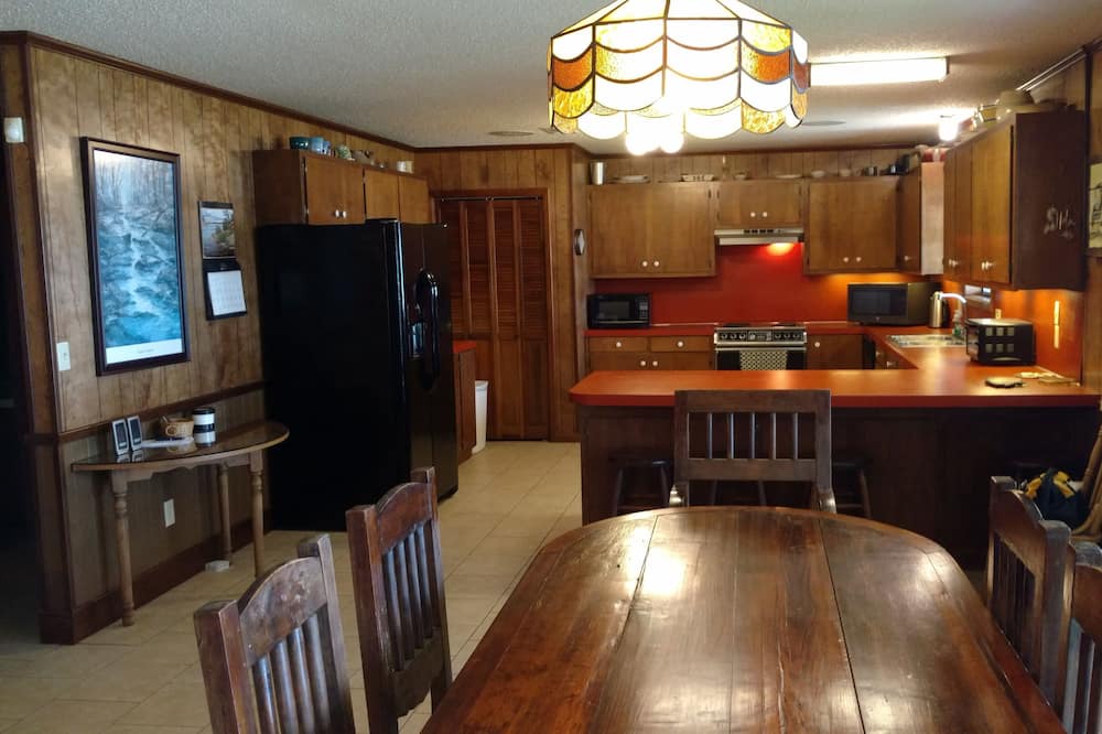 Photo of Kitchen in Homer