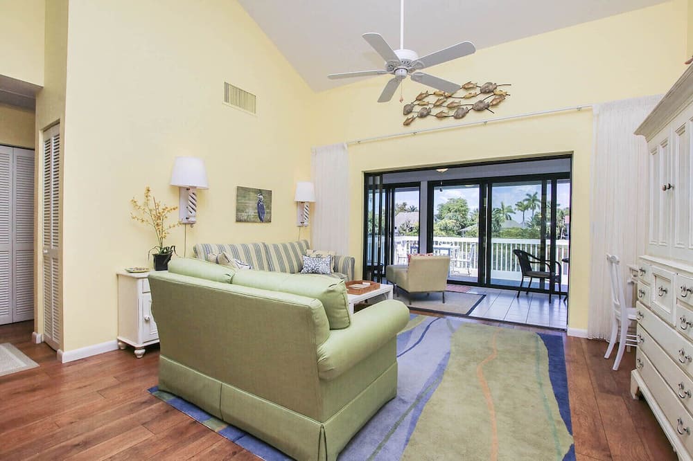 Photo of Livingroom in The Dunes