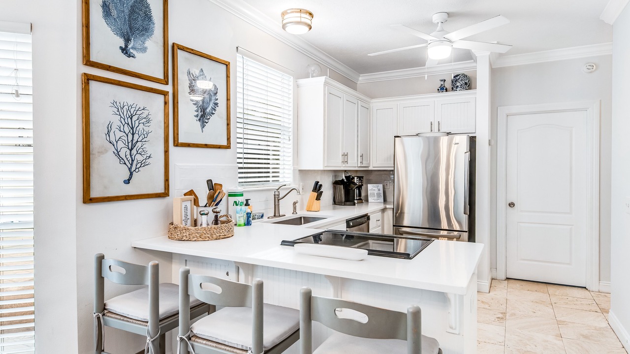 Photo of Kitchen in White's Gulfview