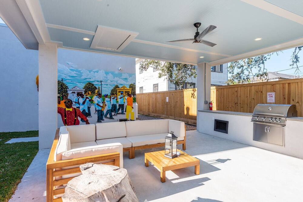 Photo of Outdoor in Mid-City