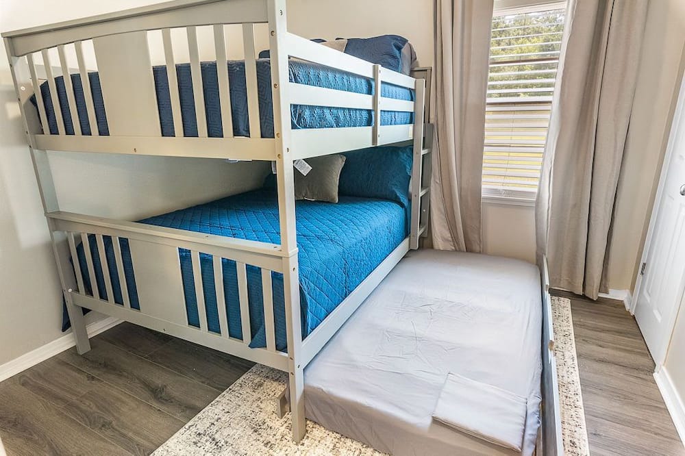 Photo of Bedroom in Grand Bay