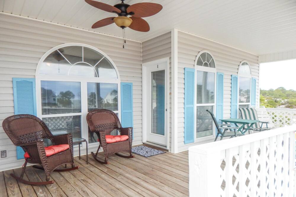 Photo of Patio Balcony in Audubon Place