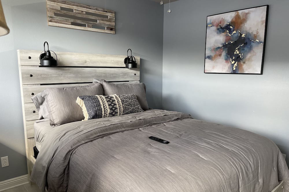 Photo of Bedroom in Arabi