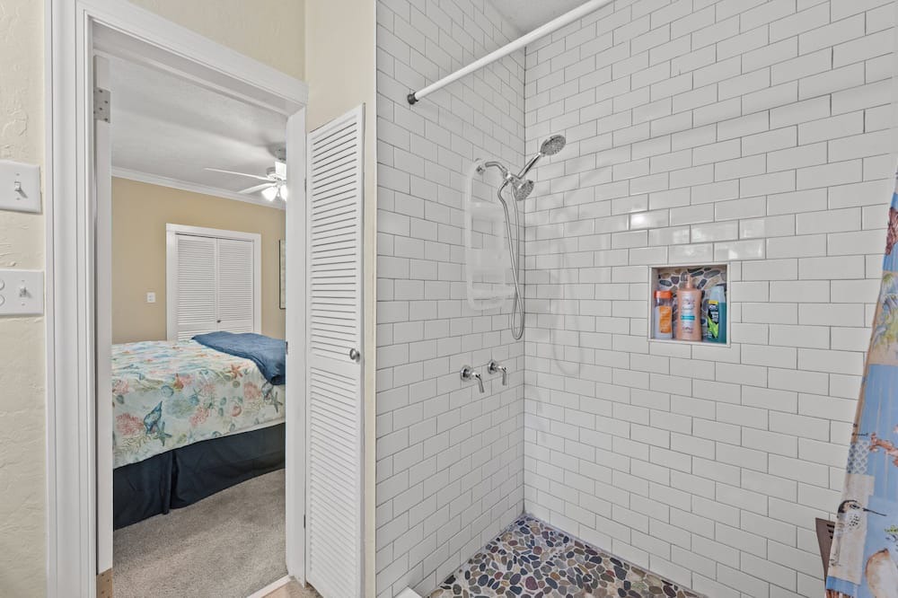 Photo of Bedroom in Panama City