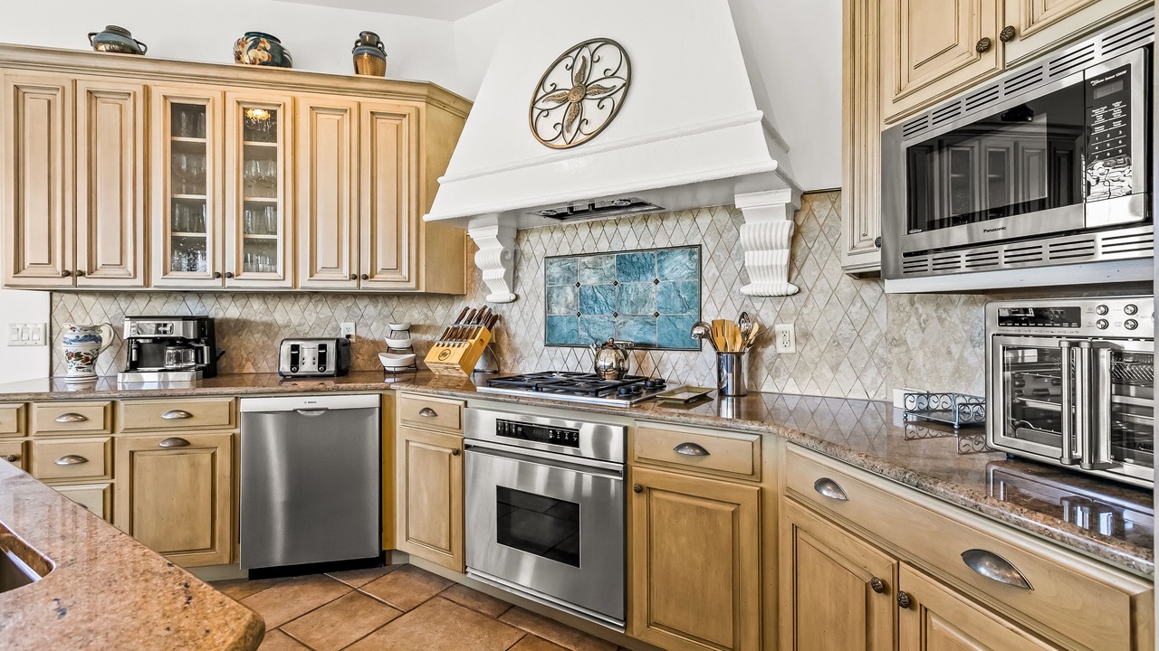 Photo of Kitchen in St. Tropez