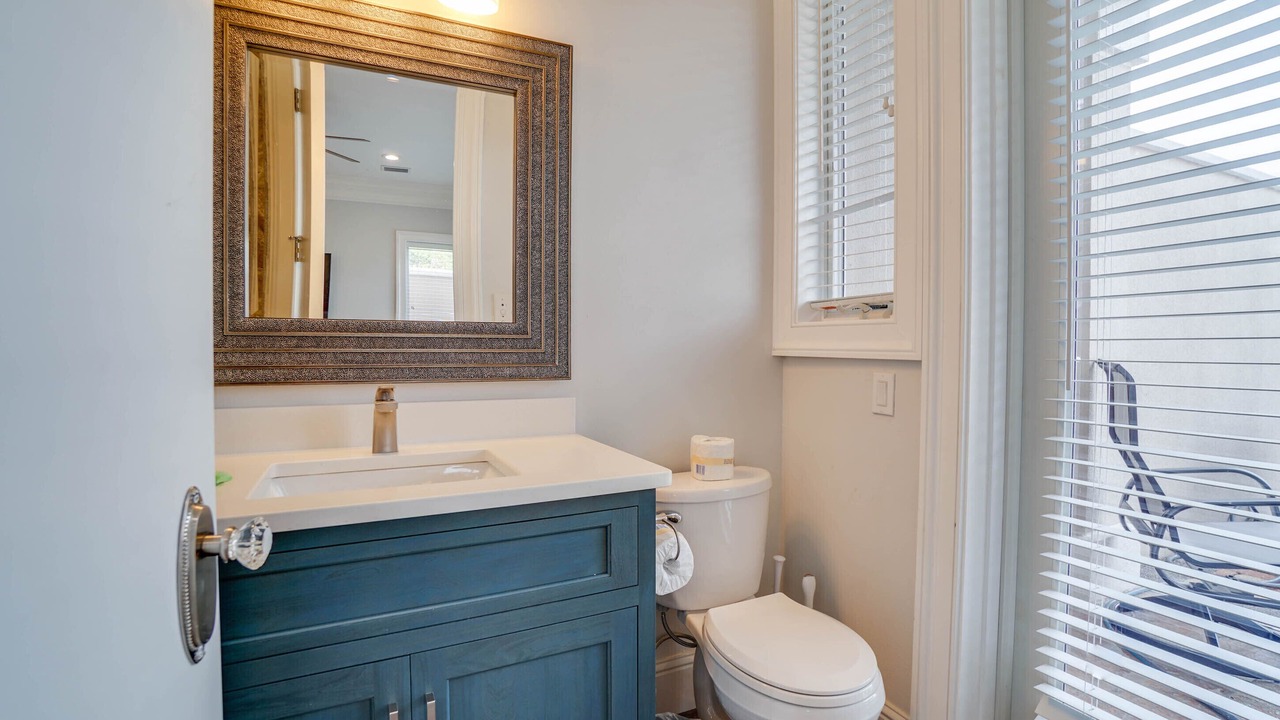 Photo of Bathroom in Laguna Beach