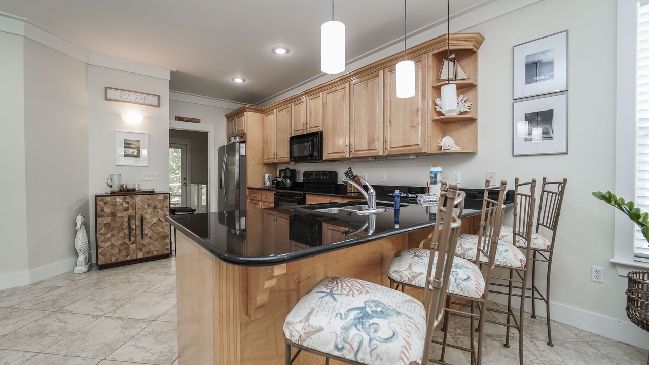 Photo of Kitchen in White's Gulfview