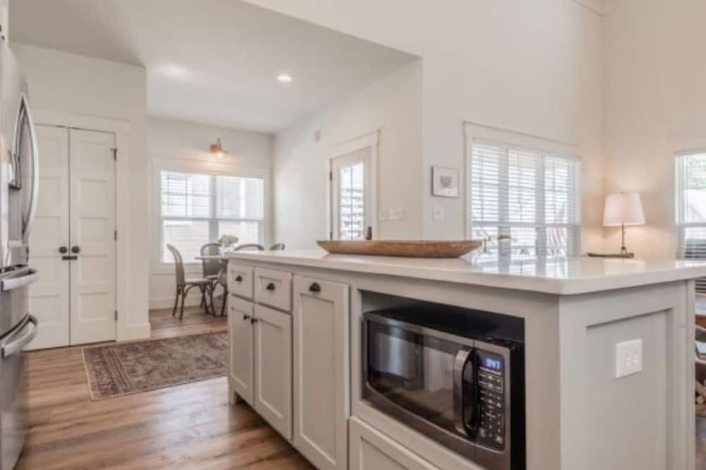 Photo of Kitchen in Guntersville