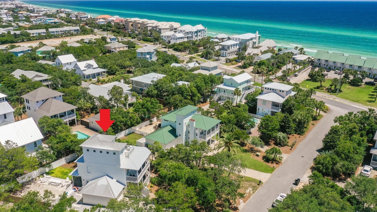 Photo of Outdoor in White's Gulfview