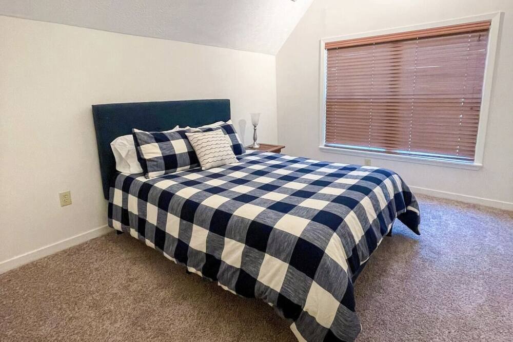 Photo of Bedroom in Flowood