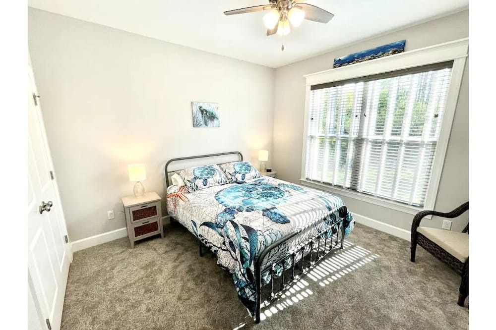 Photo of Bedroom in Carrabelle