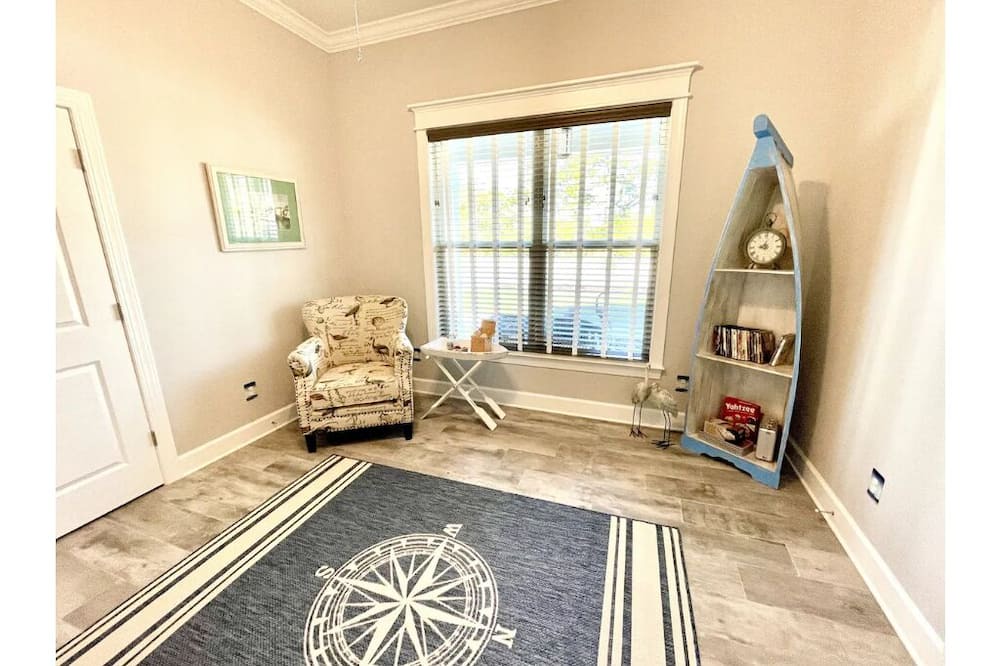 Photo of Bedroom in Carrabelle