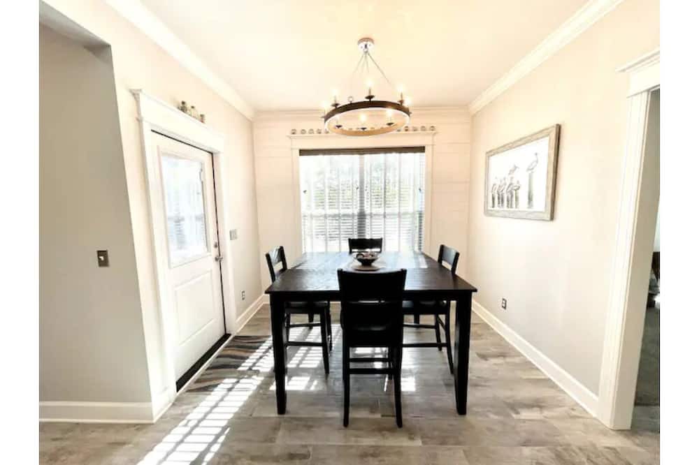 Photo of Kitchen in Carrabelle