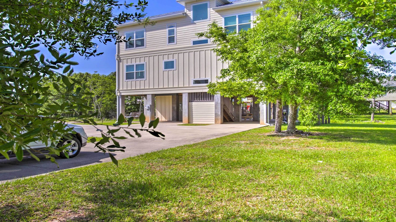 Photo of Outdoor in Waveland