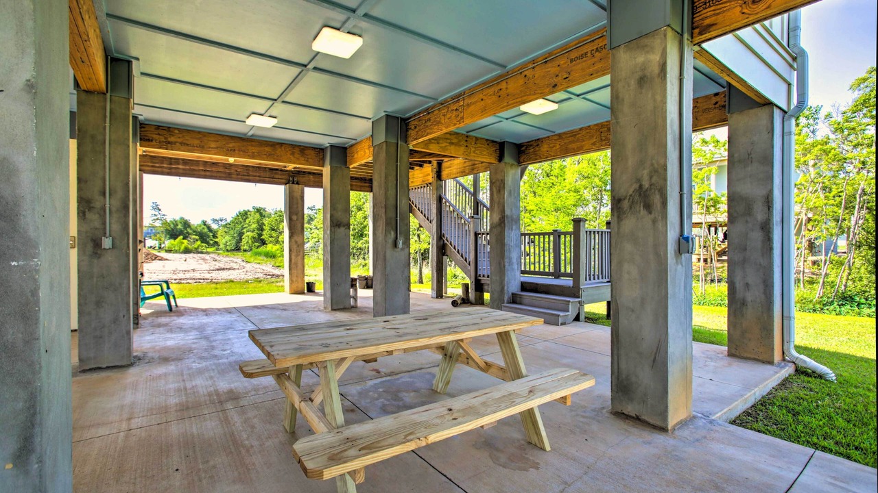 Photo of Outdoor in Waveland