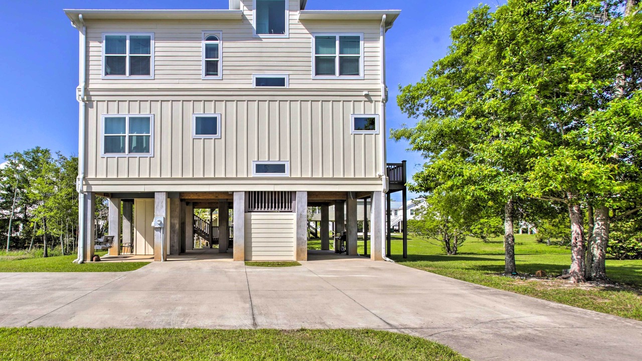 Photo of Outdoor in Waveland