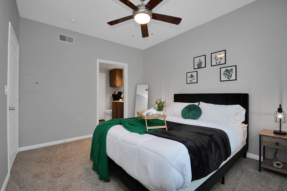 Photo of Bedroom in Braeswood Place