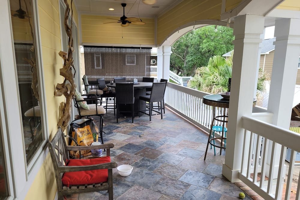 Photo of Outdoor in Gulf Park Estates