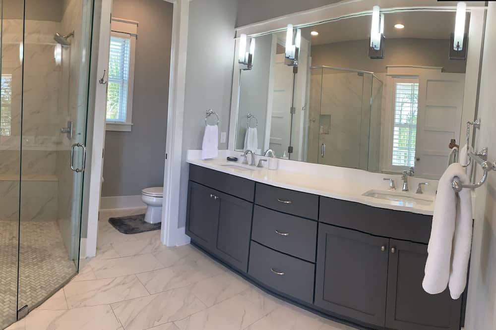 Photo of Bathroom in Dune Allen Beach