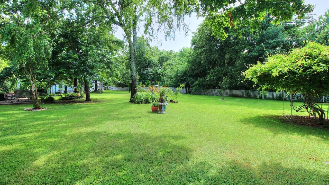 Photo of Outdoor in Kingston