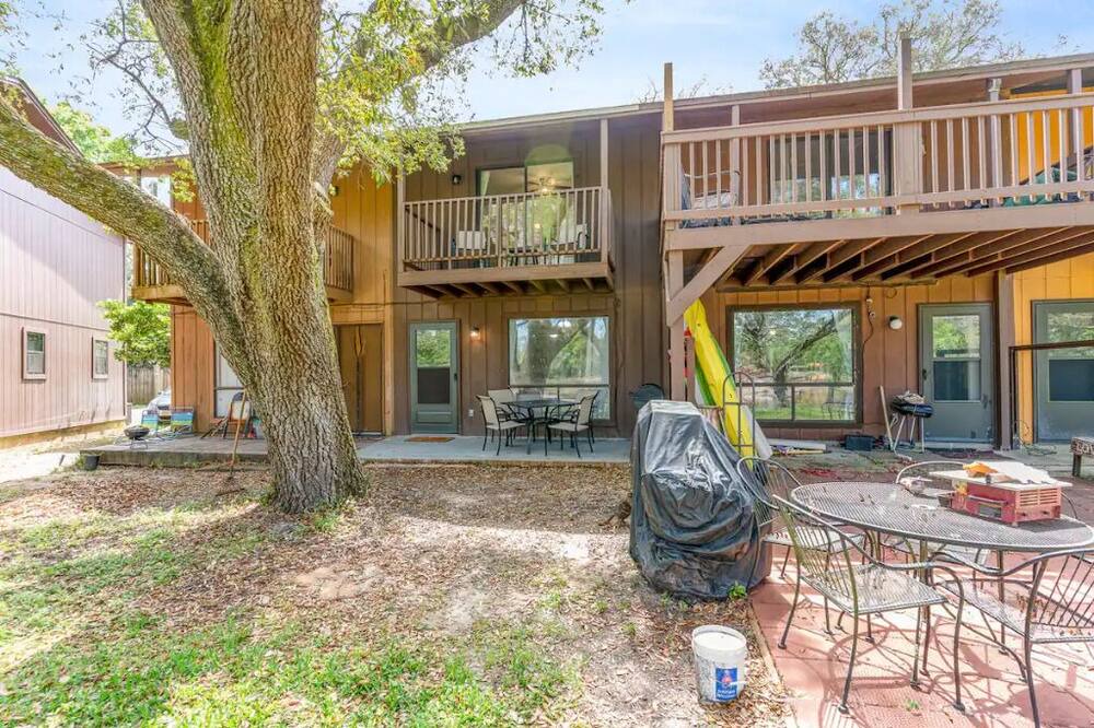 Photo of Outdoor in Pensacola