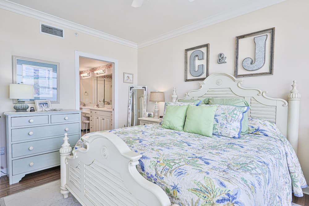 Photo of Bedroom in Silver Sands Beach