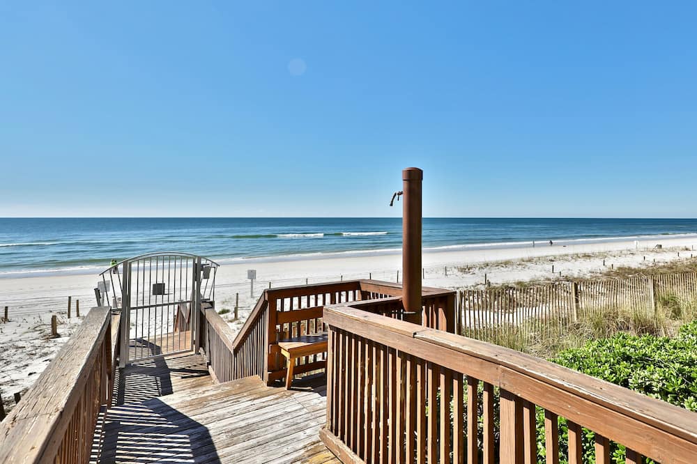 Photo of Patio Balcony in Silver Sands Beach