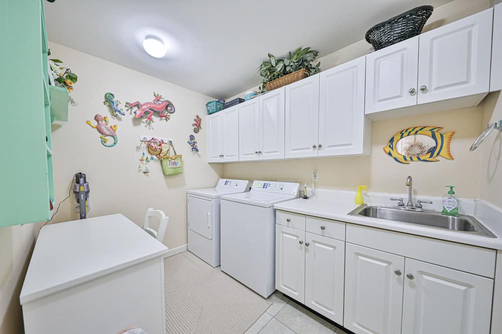 Photo of Kitchen in Silver Sands Beach