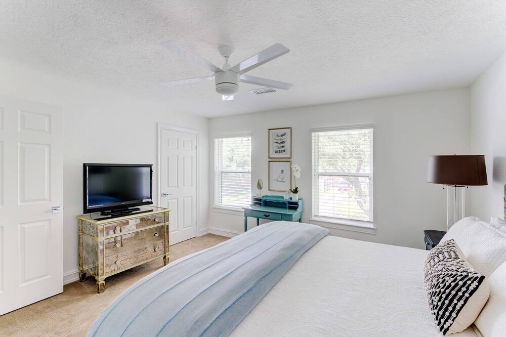 Photo of Bedroom in Beaumont