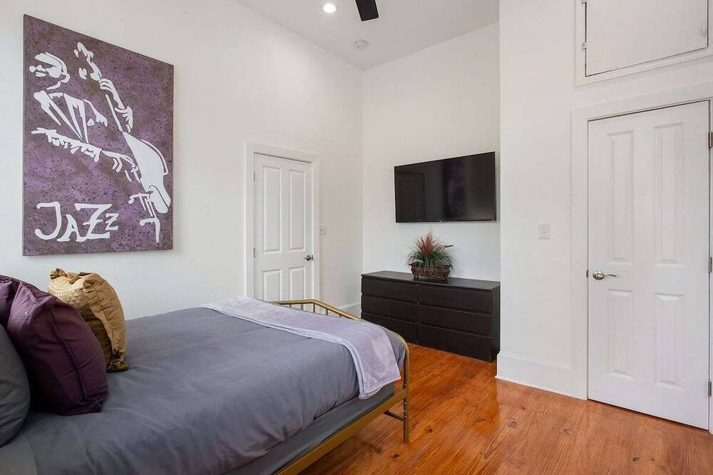 Photo of Bedroom in Seventh Ward
