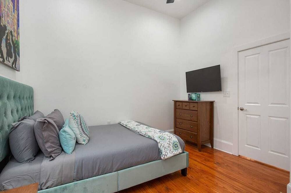 Photo of Bedroom in Seventh Ward