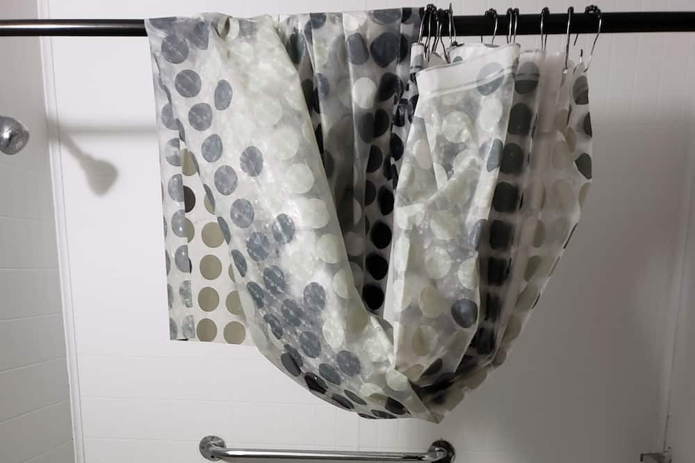 Photo of Bathroom in Acipco-Finley