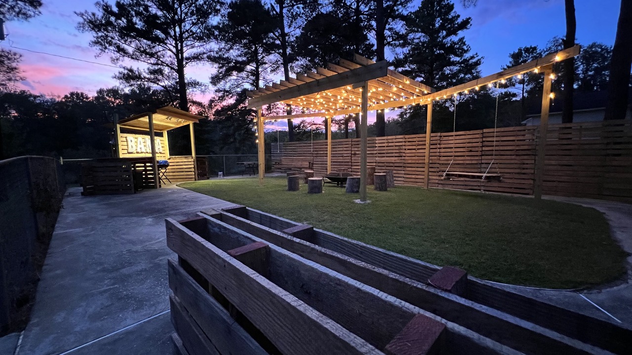 Photo of Outdoor in Samantha