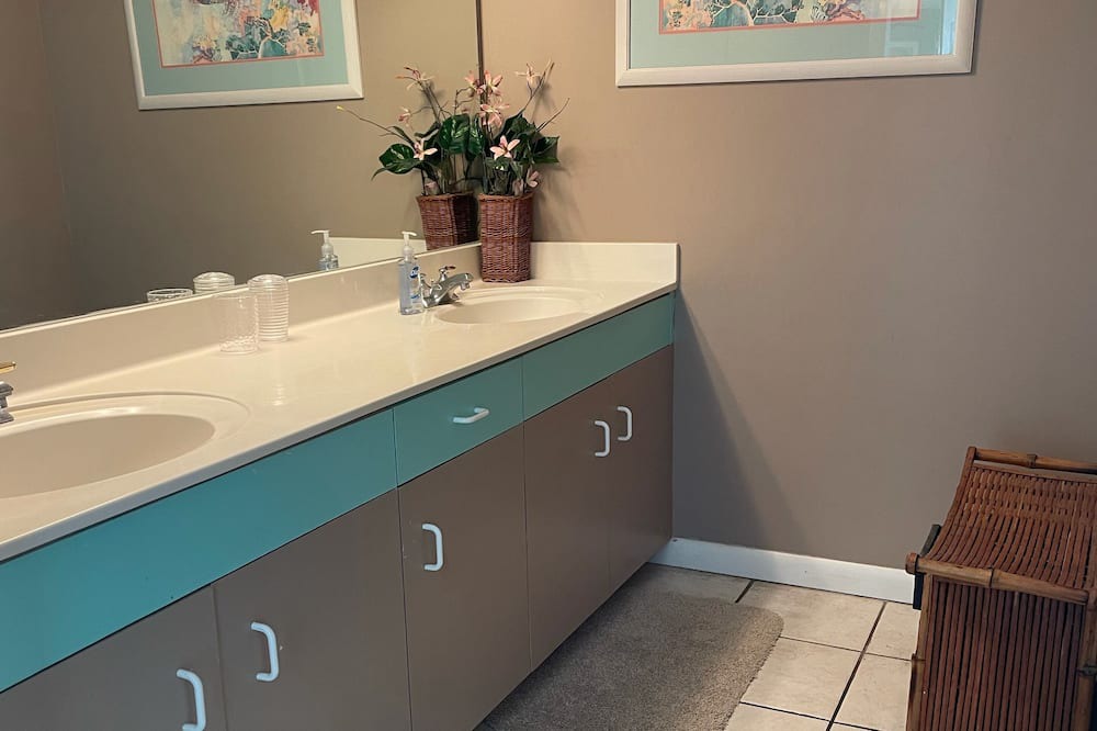Photo of Bathroom in Panama City