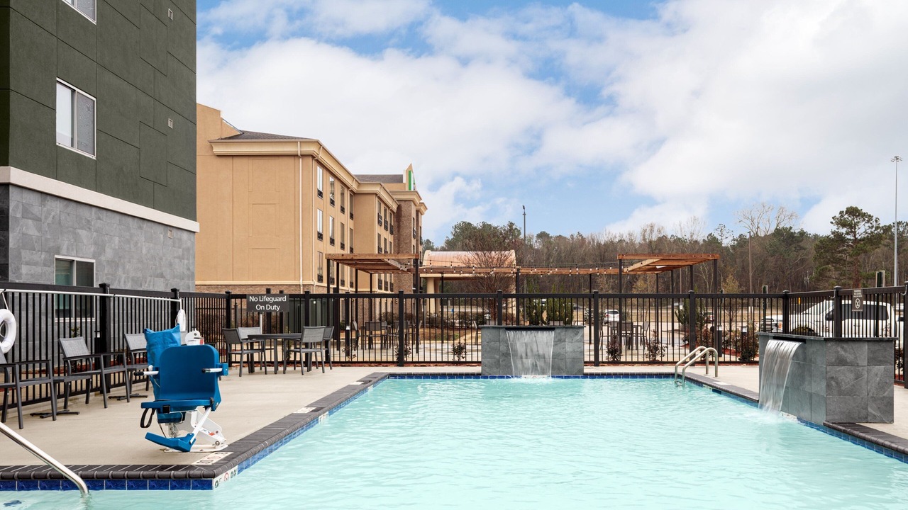 Photo of Outdoor in Pearl