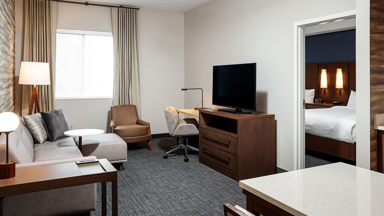 Photo of Livingroom in Pearl