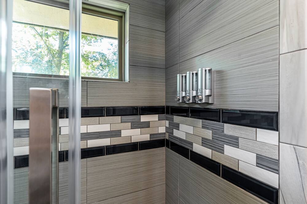 Photo of Bathroom in Avinger