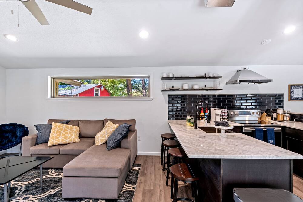 Photo of Livingroom in Avinger