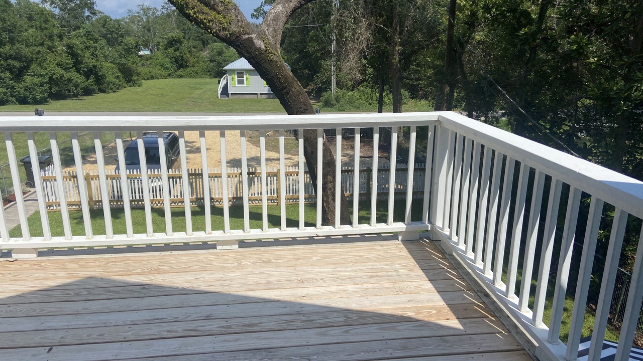 Photo of Outdoor in Lillian