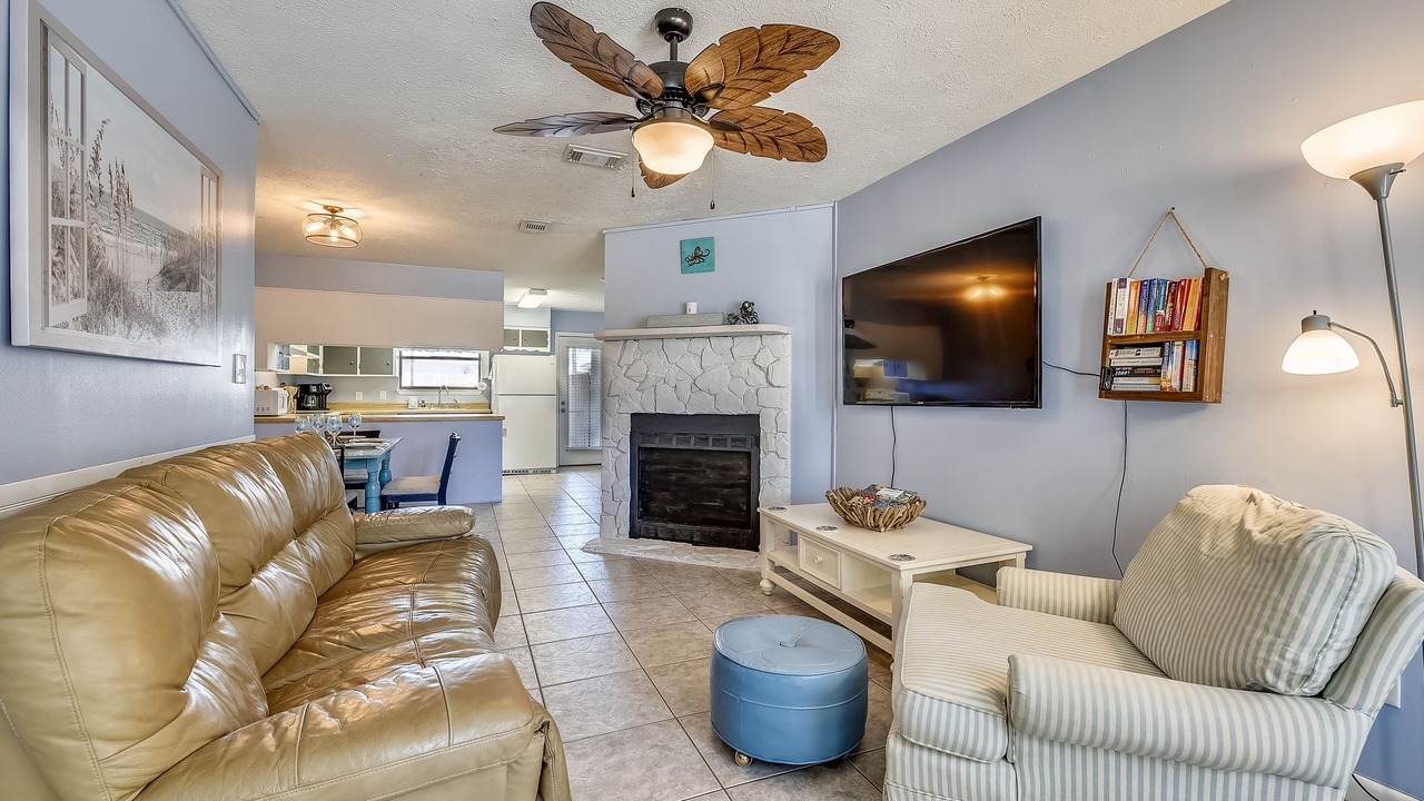 Photo of Patio Balcony in Silver Sands Beach