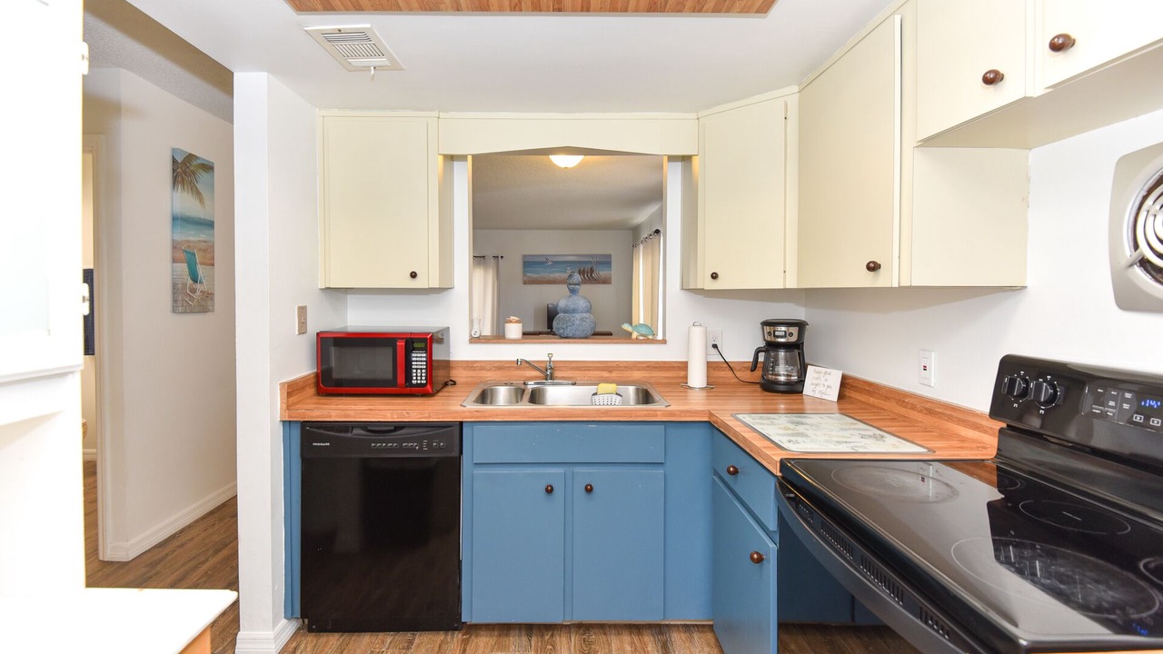 Photo of Kitchen in South Daytona