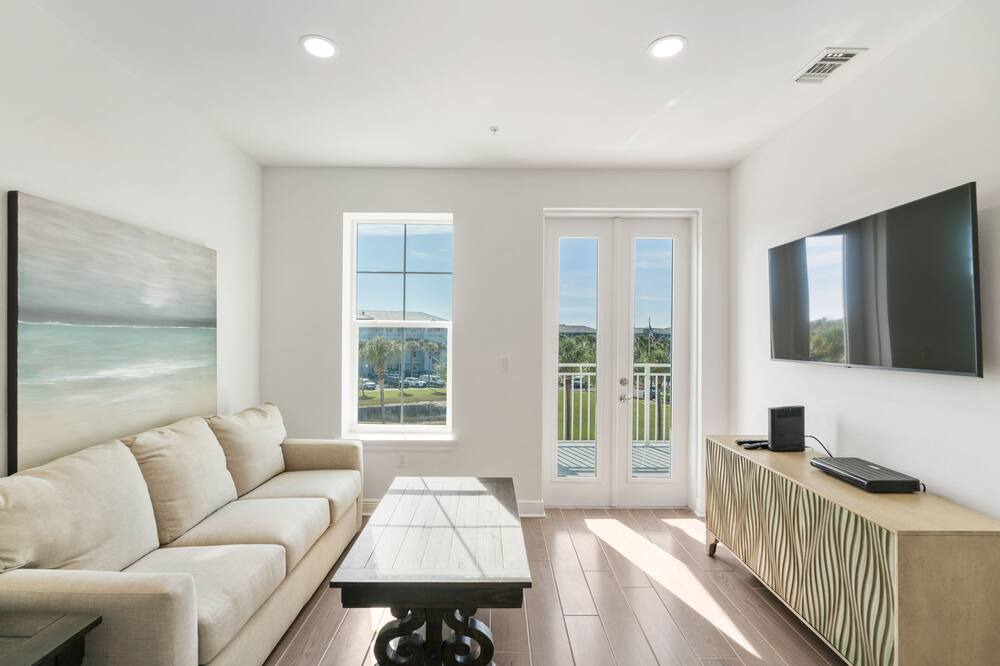 Photo of Livingroom in Santa Rosa Beach