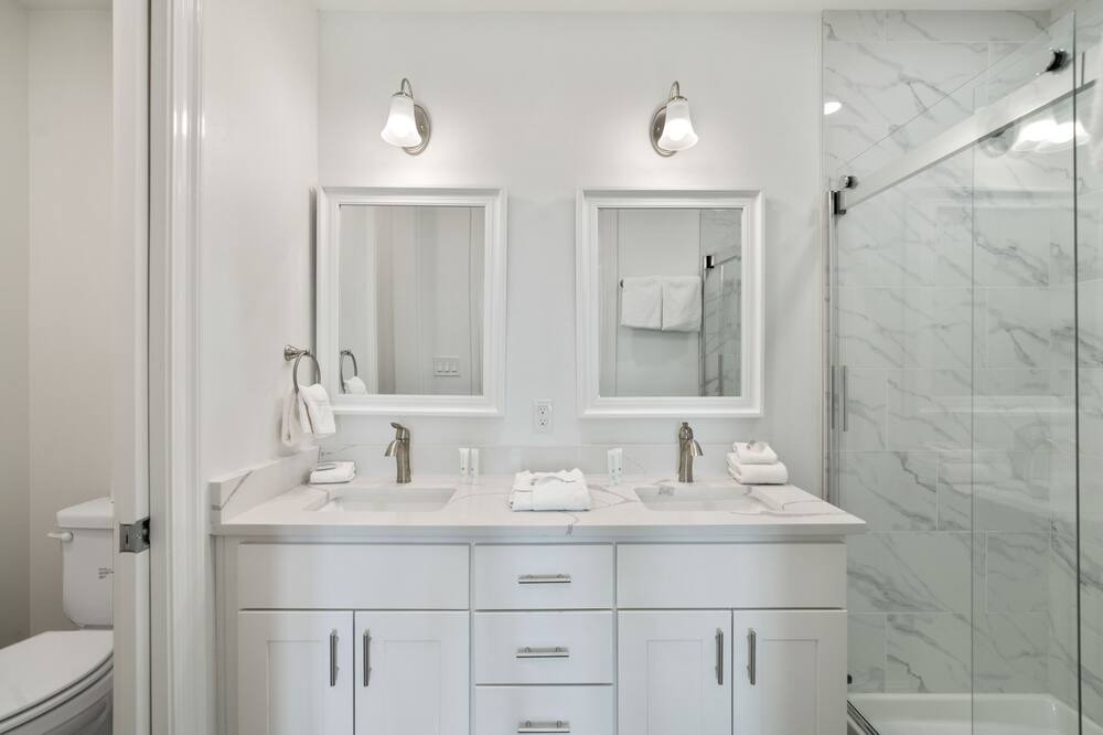 Photo of Bathroom in Santa Rosa Beach