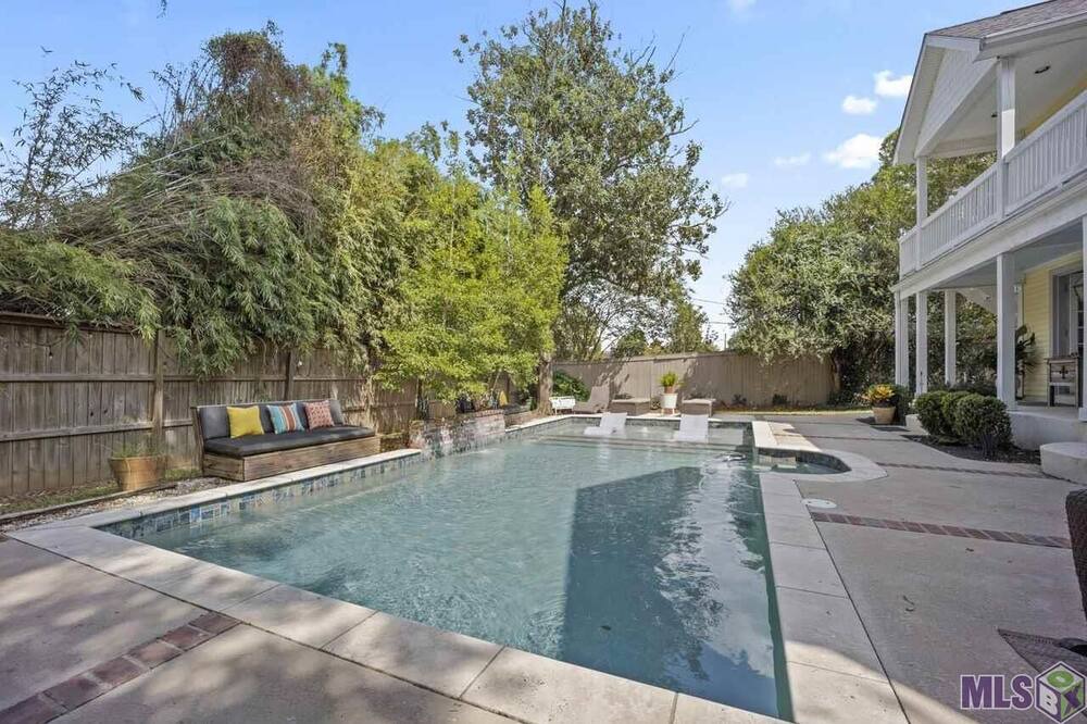 Photo of Outdoor in Highlands - Perkins