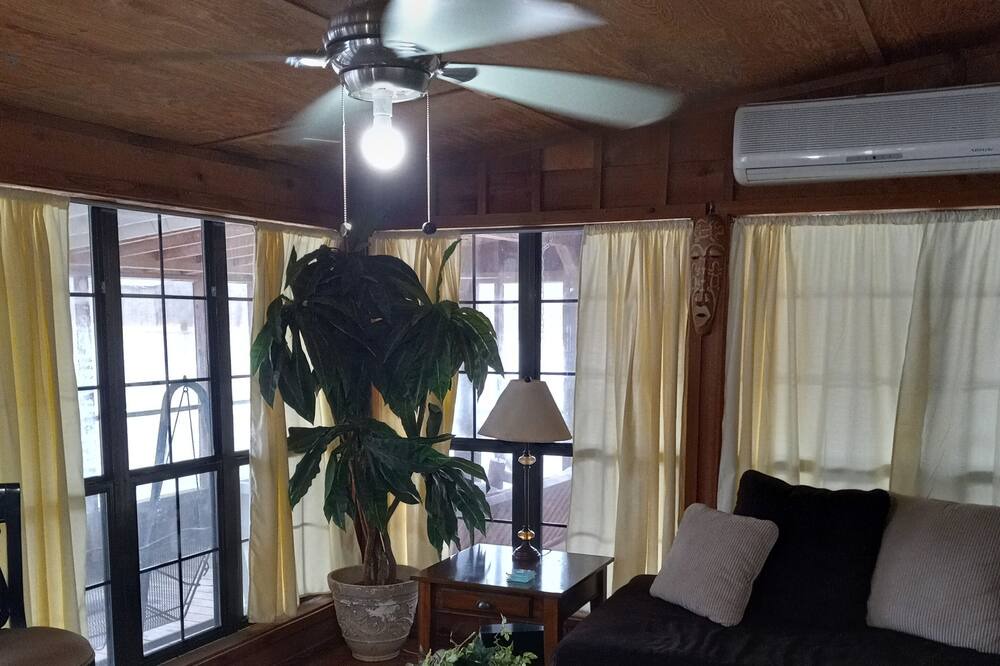 Photo of Livingroom in Myrtle