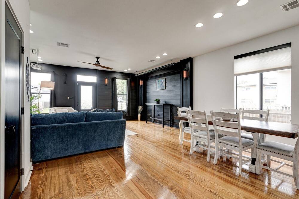 Photo of Bedroom in Treme