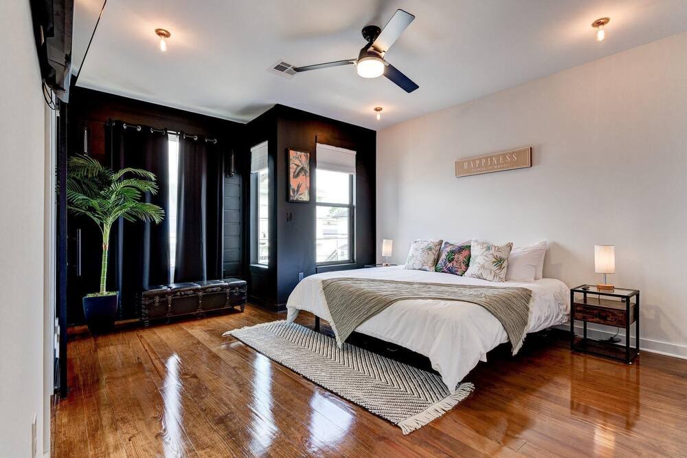 Photo of Bathroom in Treme