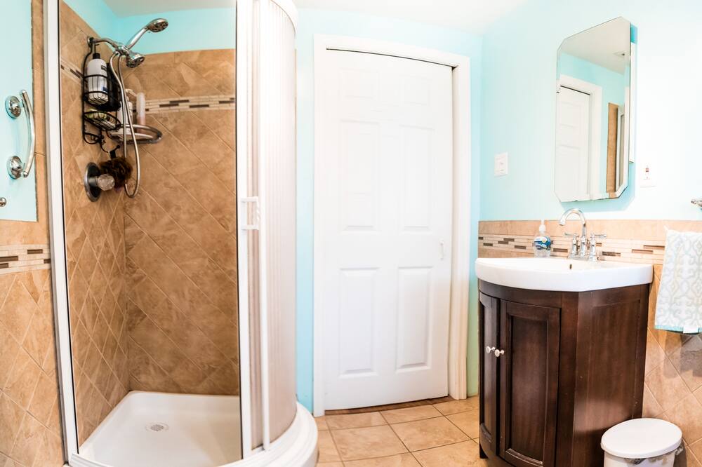 Photo of Bathroom in United Central