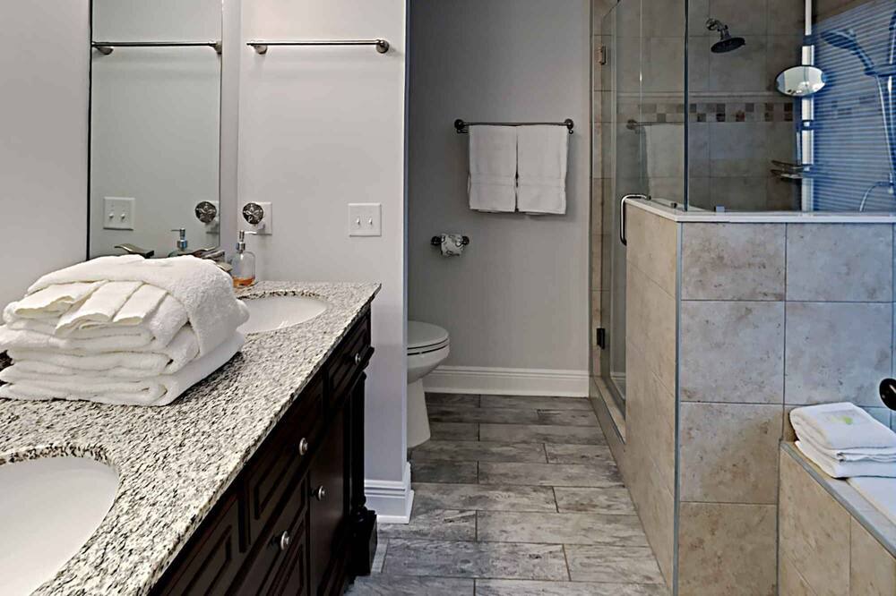 Photo of Bathroom in Holiday Beach